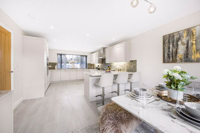 Property photo 3 of 15 Photo 5