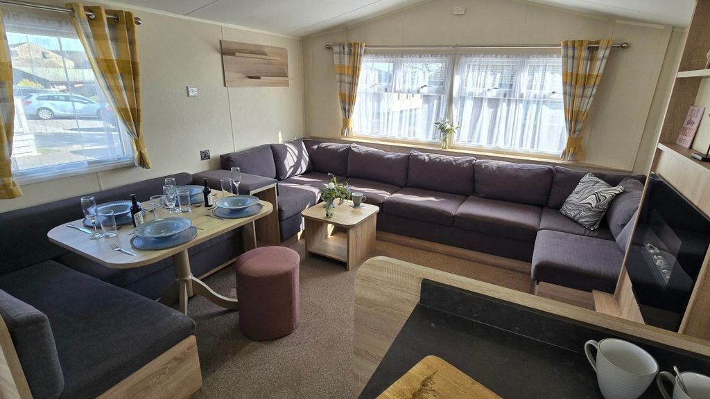 Property photo 1 of 6 Car0061151 - Static Caravan