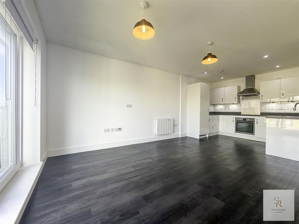 Property photo 2 of 20 Img_6221.Jpg