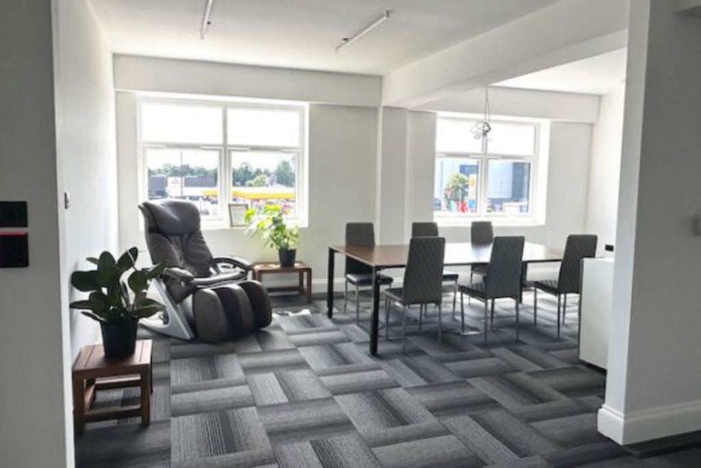 Property photo 2 of 5 Photo 1