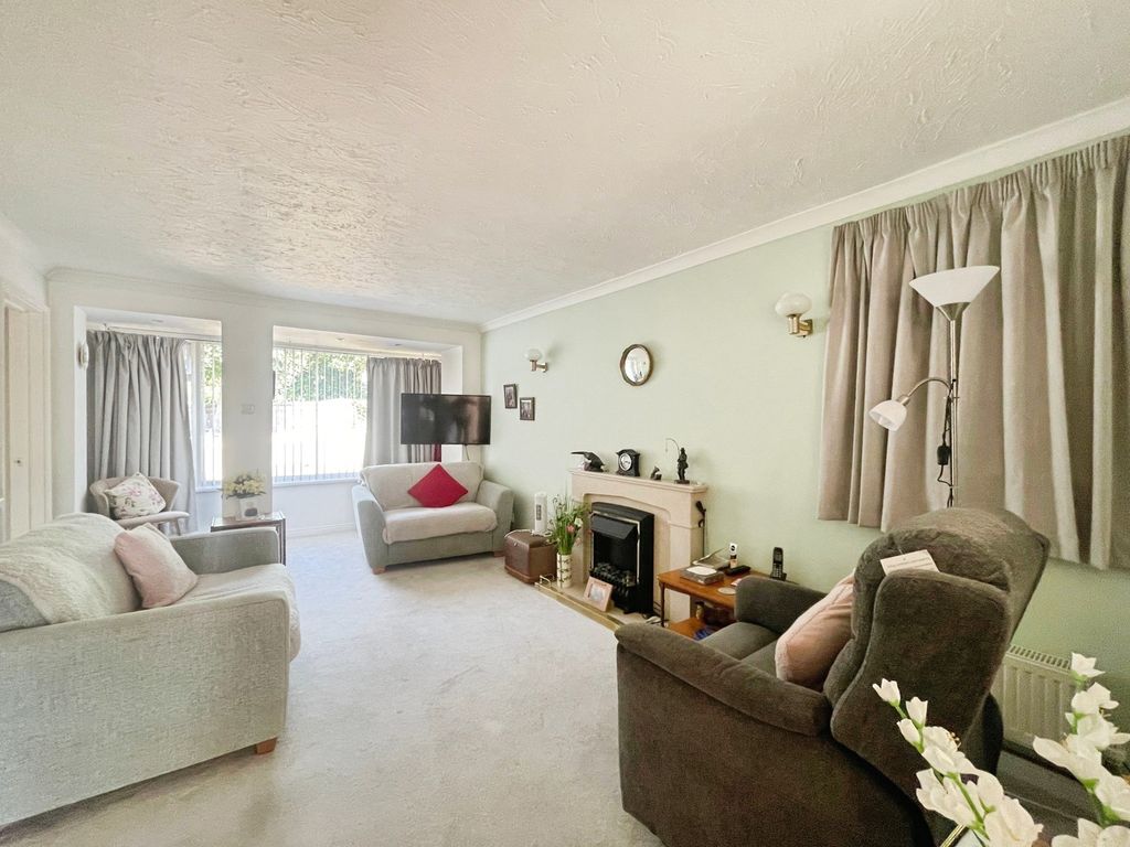 Property photo 2 of 14 Pbox-Img.Jpg