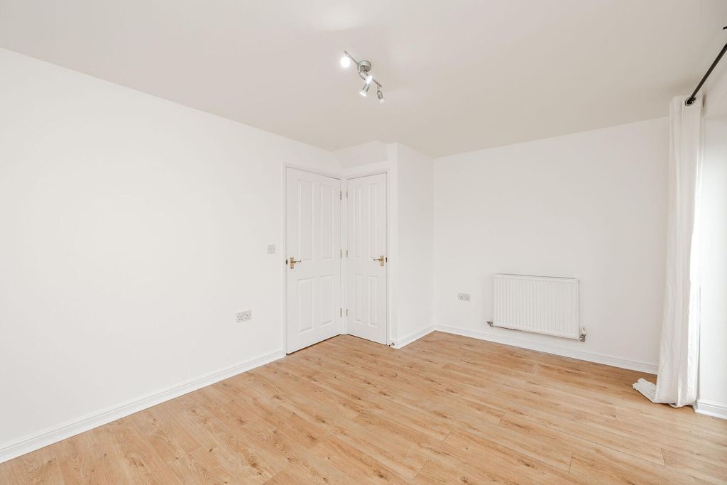 2 bed property for saleWallington Close, Blaydon-On-Tyne NE21 photo 5