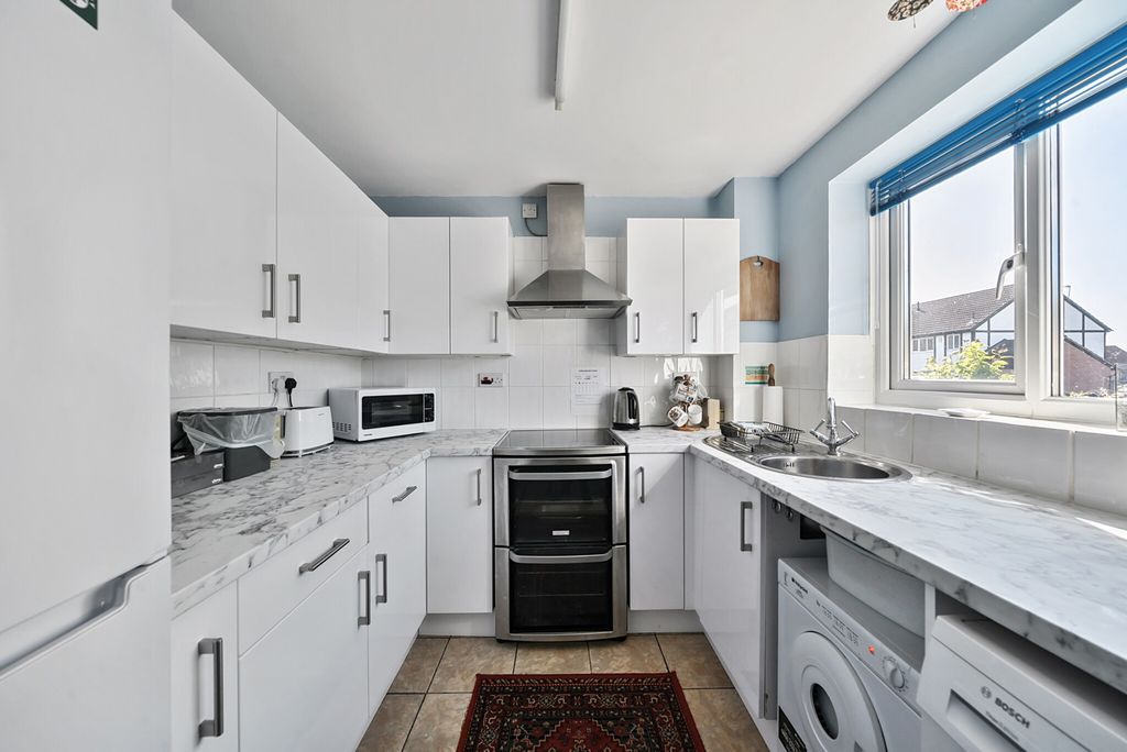 Property photo 2 of 20 1317070-12-6865A9...