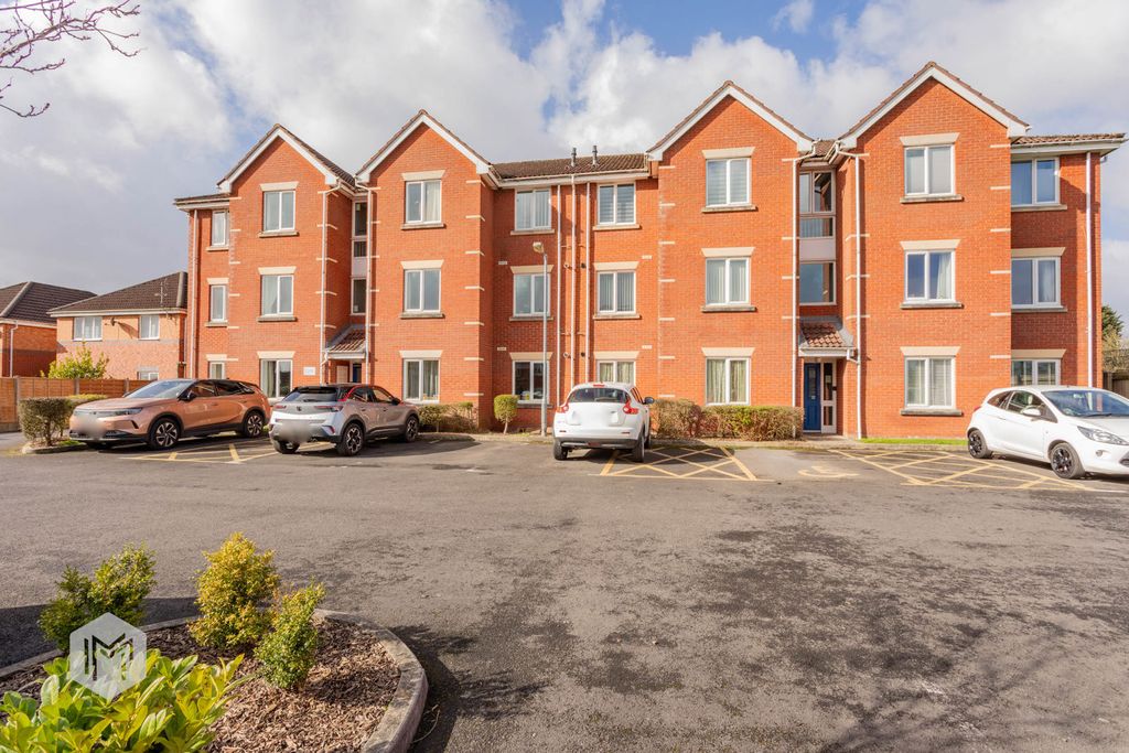 Property photo 1 of 22 Photograph