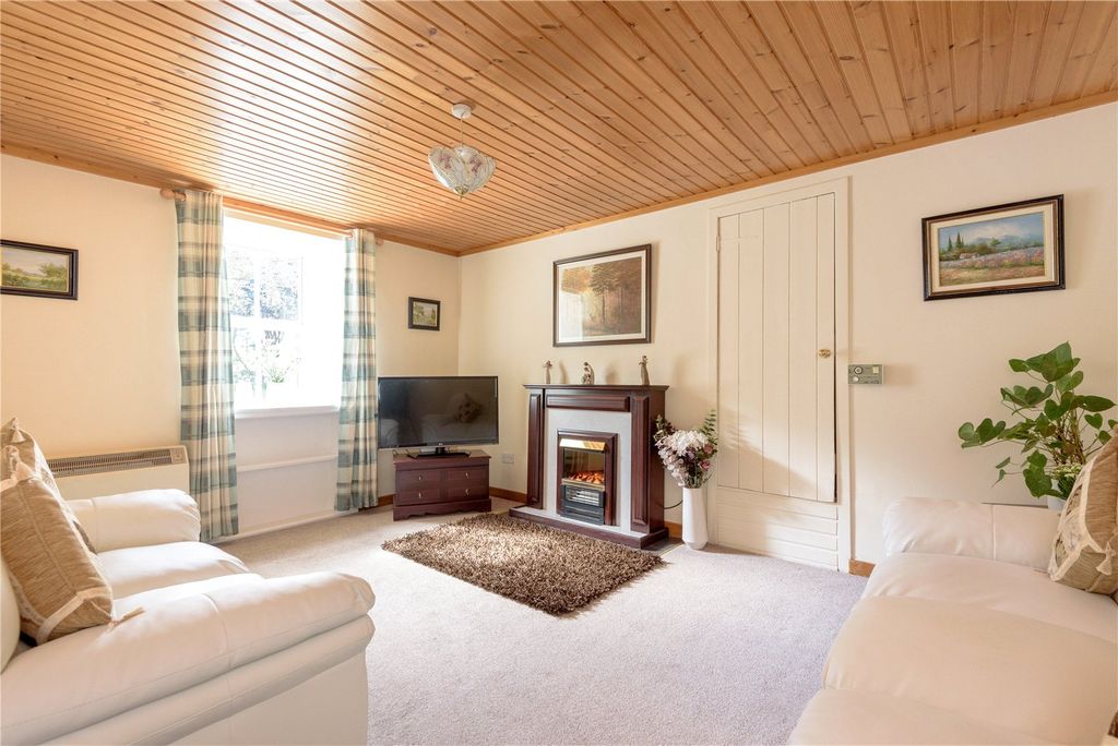 Property photo 3 of 24 Oldhamstocks 18