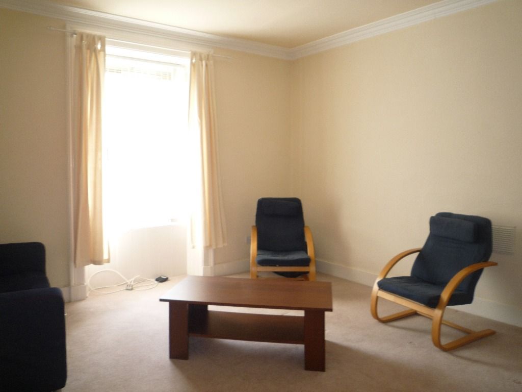 Property photo 3 of 9 Photo 3