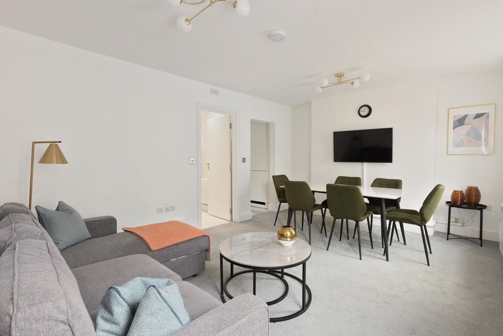 Property photo 2 of 15 Image