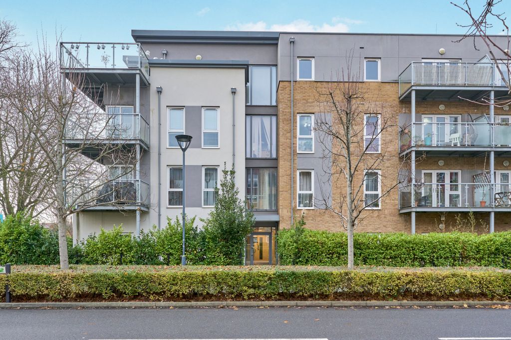 Property photo 1 of 20 1905192-40