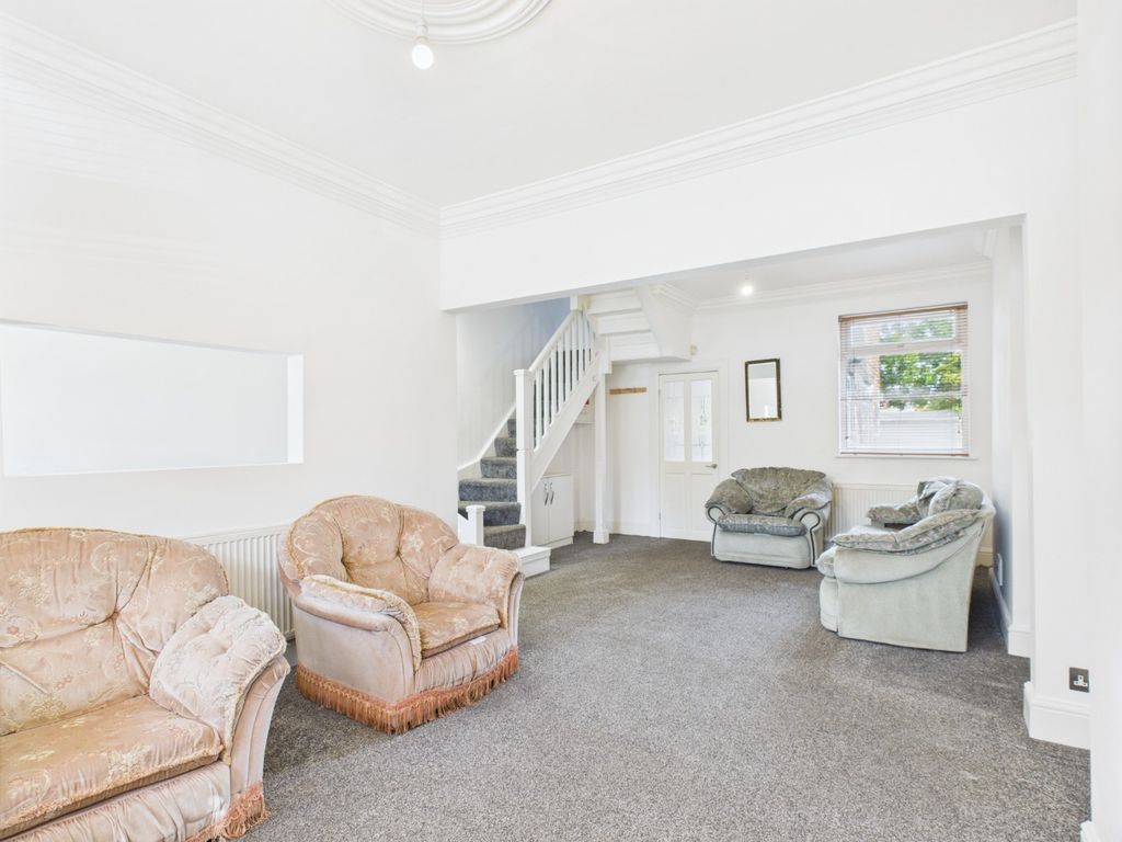 Property photo 2 of 12 3347005