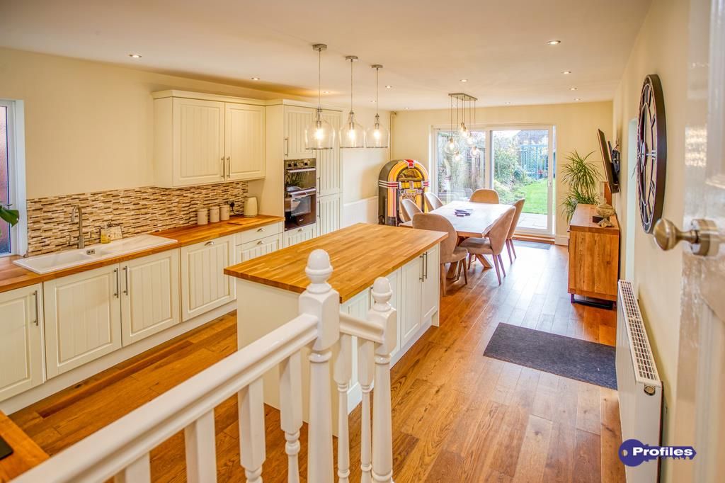 Property photo 3 of 54 72 Priest Hills  (34).Jpg