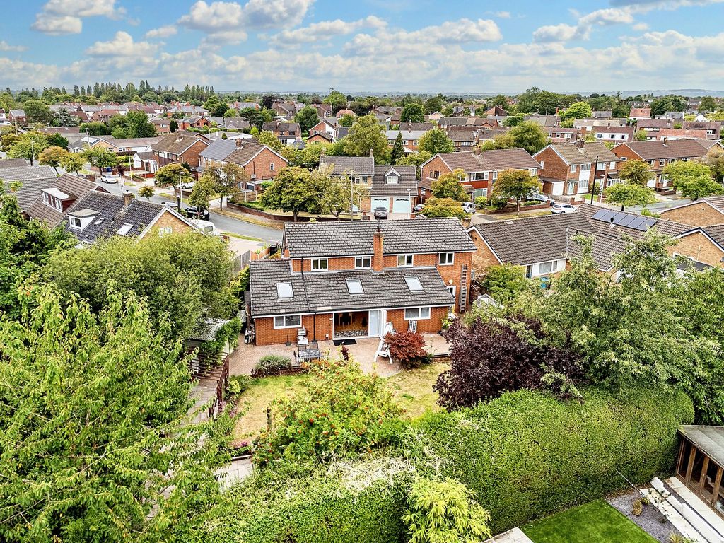 Property photo 2 of 51