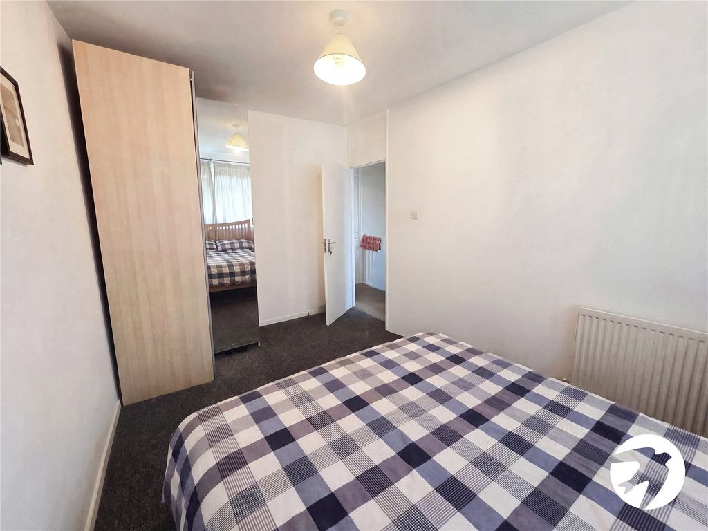 Property photo 3 of 8 Picture No. 07