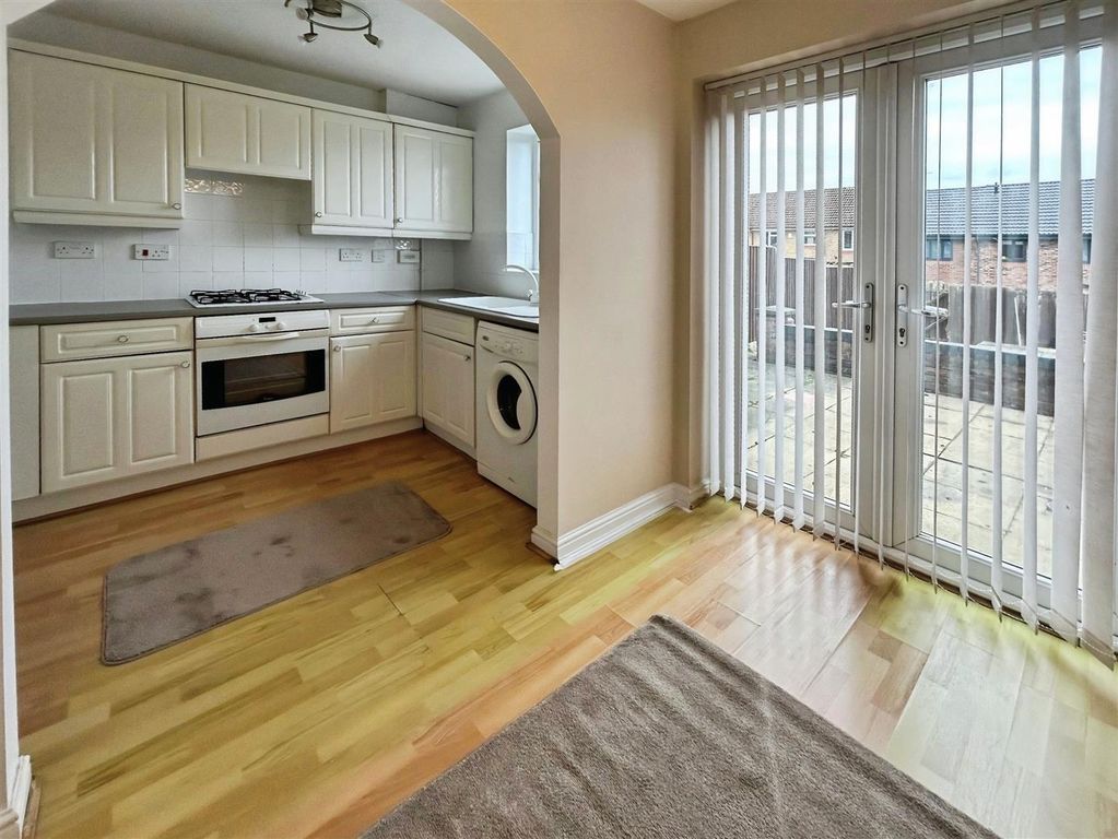 Property photo 3 of 9 208Fc0B9-7.Jpg