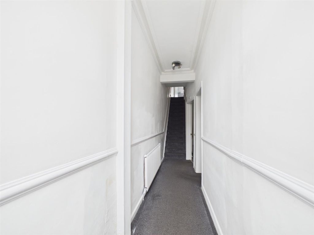 Property photo 2 of 48 Cam03604G0-Pr0356-Still009.Jpg