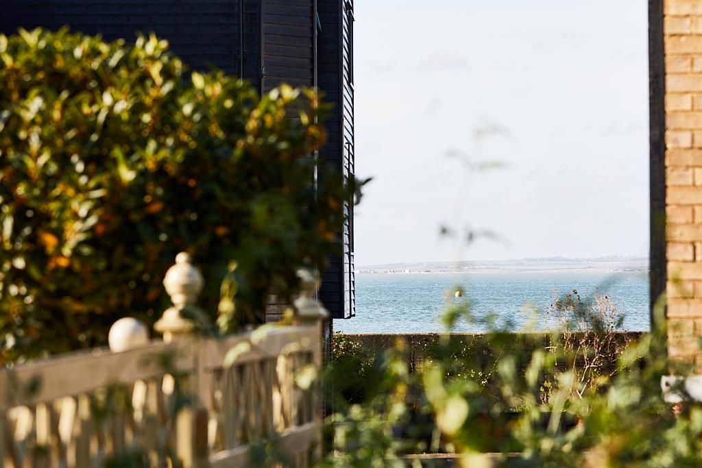 Property photo 2 of 39 Island Wall, Whitstable