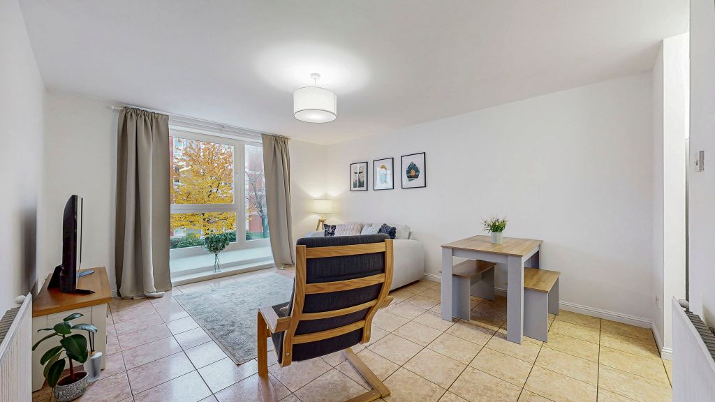 Property photo 3 of 19 9-Web-Or-Mls-4 Hanson Park Flat 1.6_9