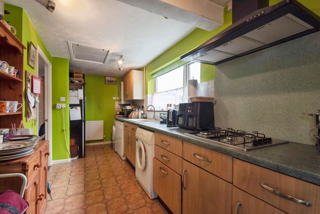 Property photo 2 of 17
