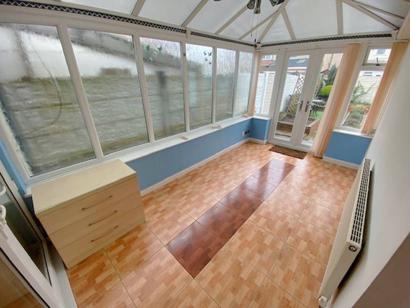 Property photo 3 of 19 Conservatory