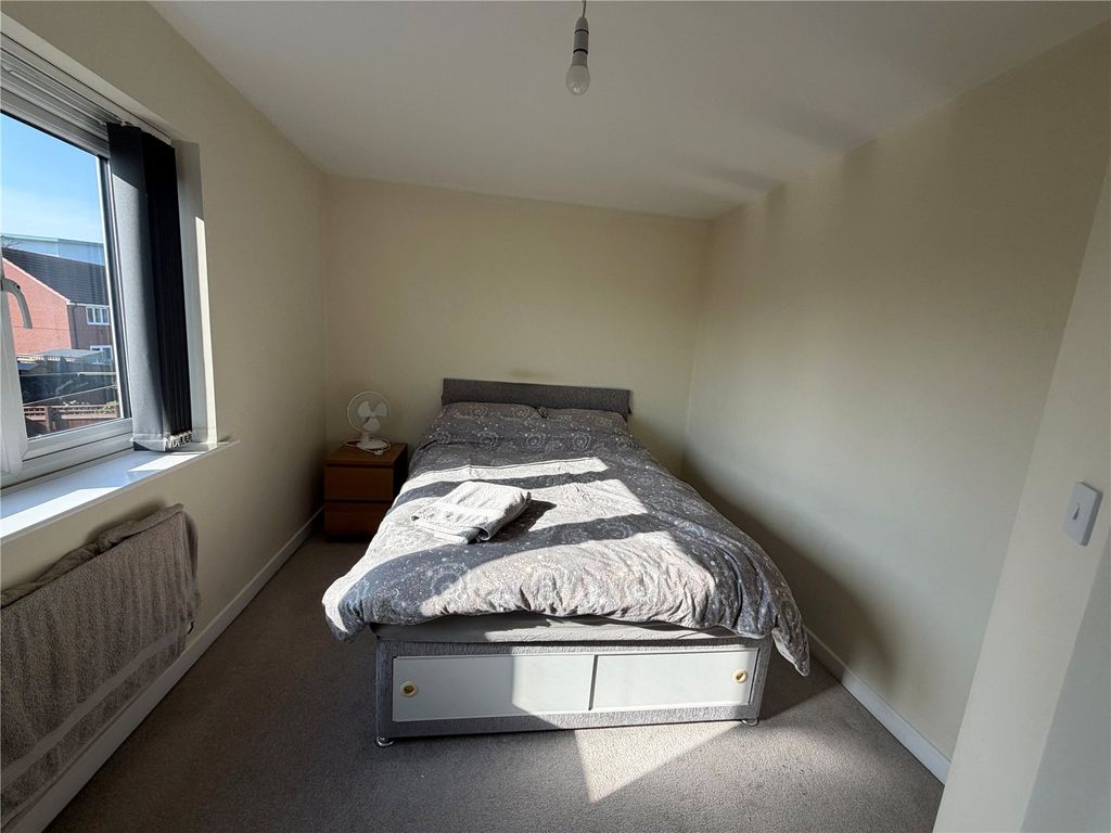 Property photo 3 of 12 Bedroom