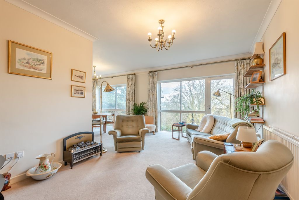 Property photo 3 of 22