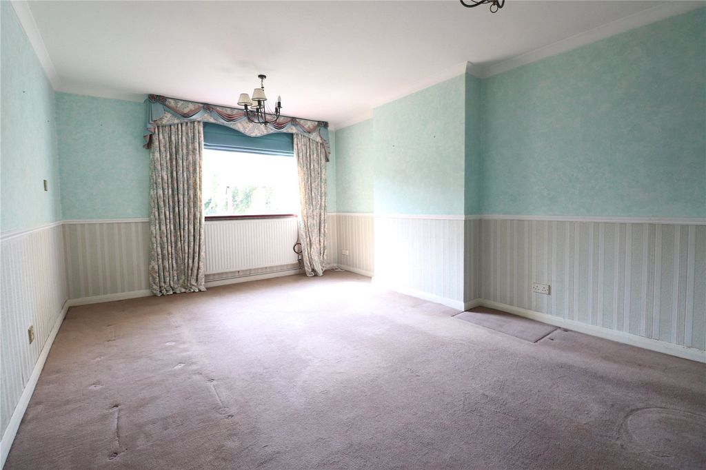Property photo 3 of 17 Picture No. 16