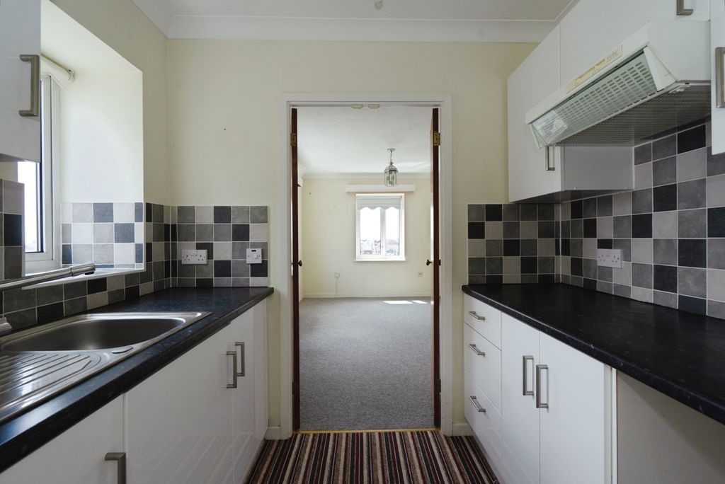 Property photo 2 of 11 Photo