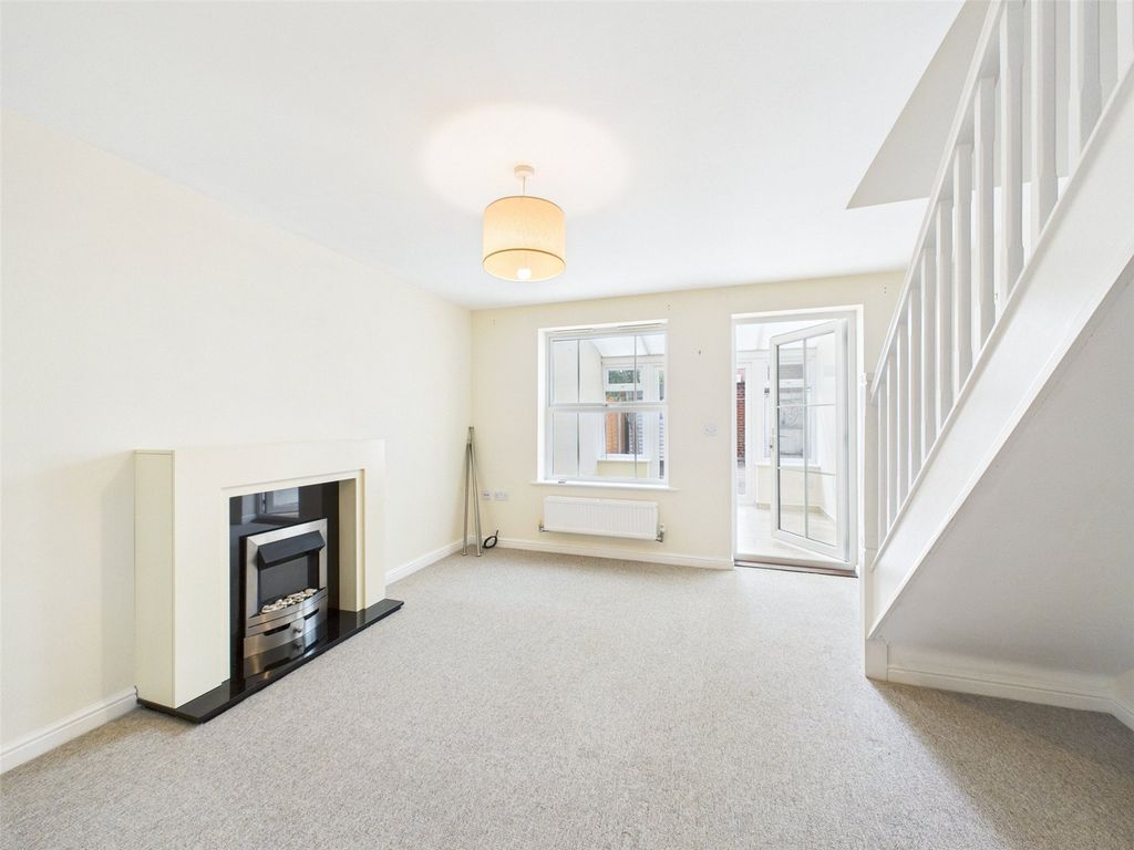 Property photo 3 of 15 Picture No. 05