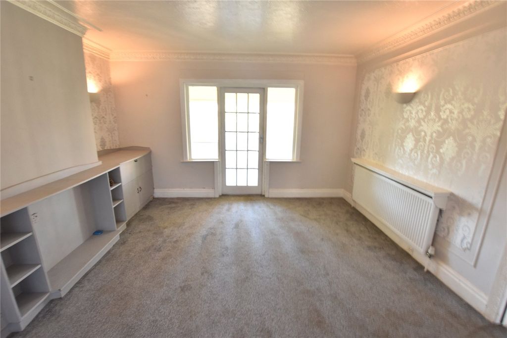 Property photo 3 of 16 Picture No. 15