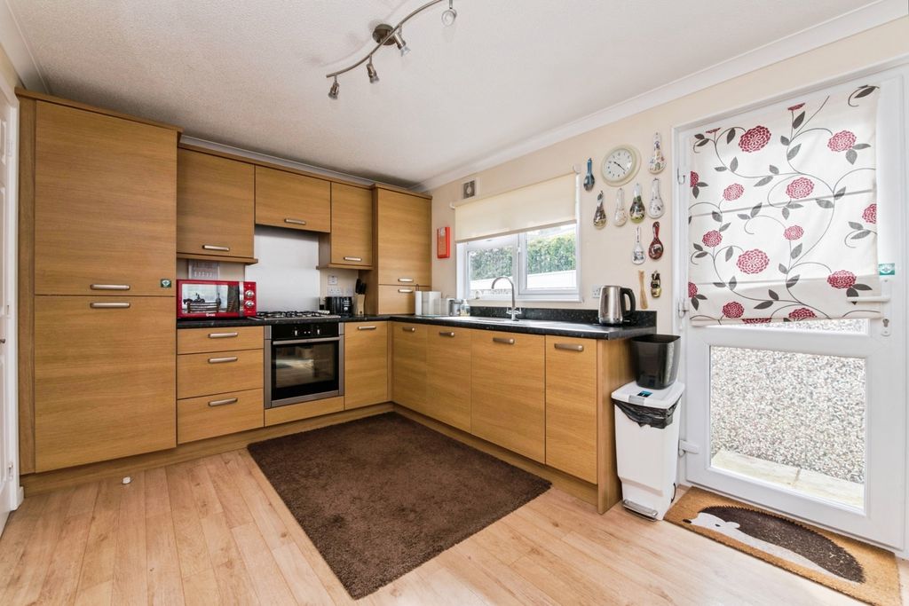 Property photo 2 of 13 Pbox-Img.Jpg