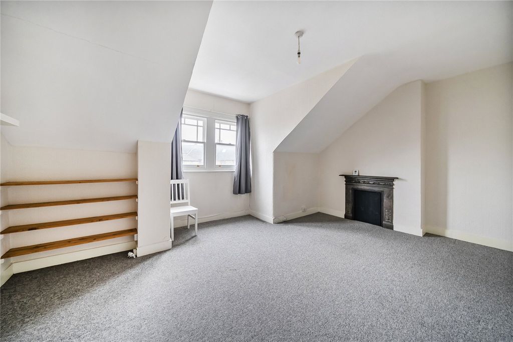 Property photo 2 of 11 Picture No. 19