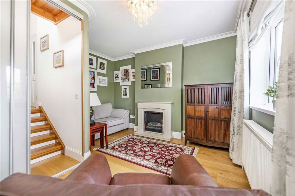 Property photo 2 of 7