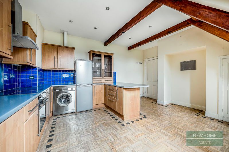 Property photo 3 of 27 Photo 32