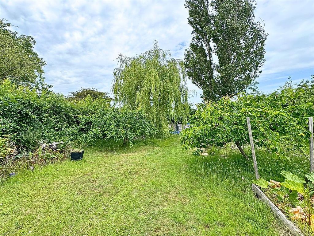 Property photo 2 of 21 Rear Garden