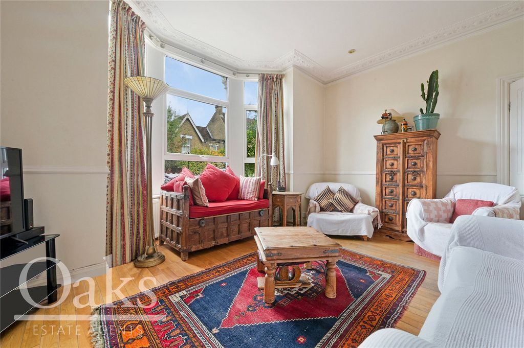 Property photo 3 of 17 Picture No. 12