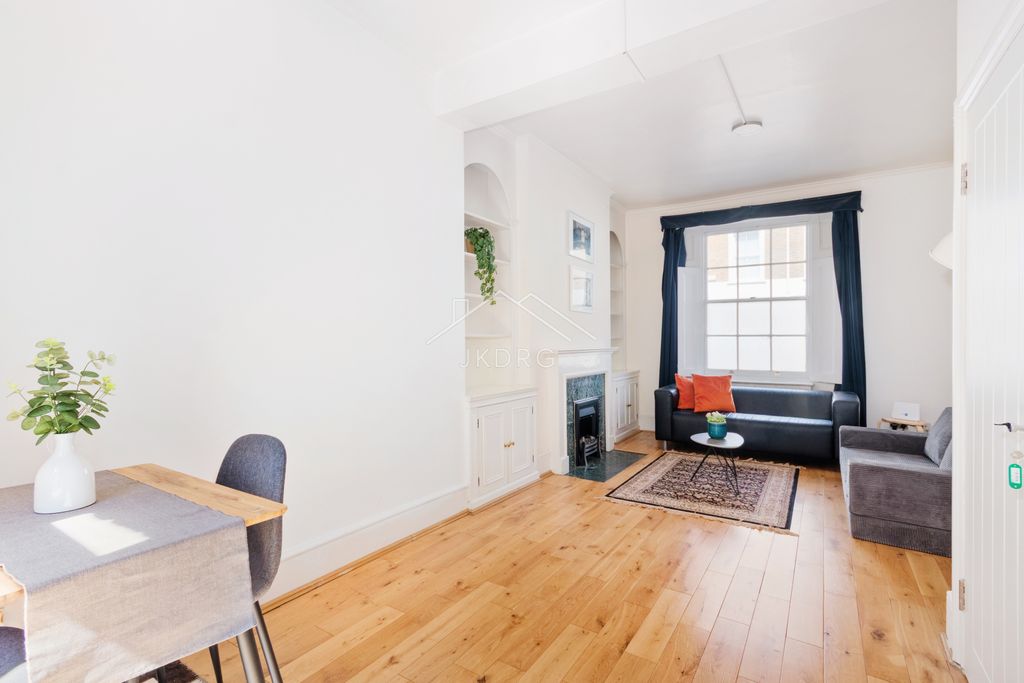 Property photo 2 of 14