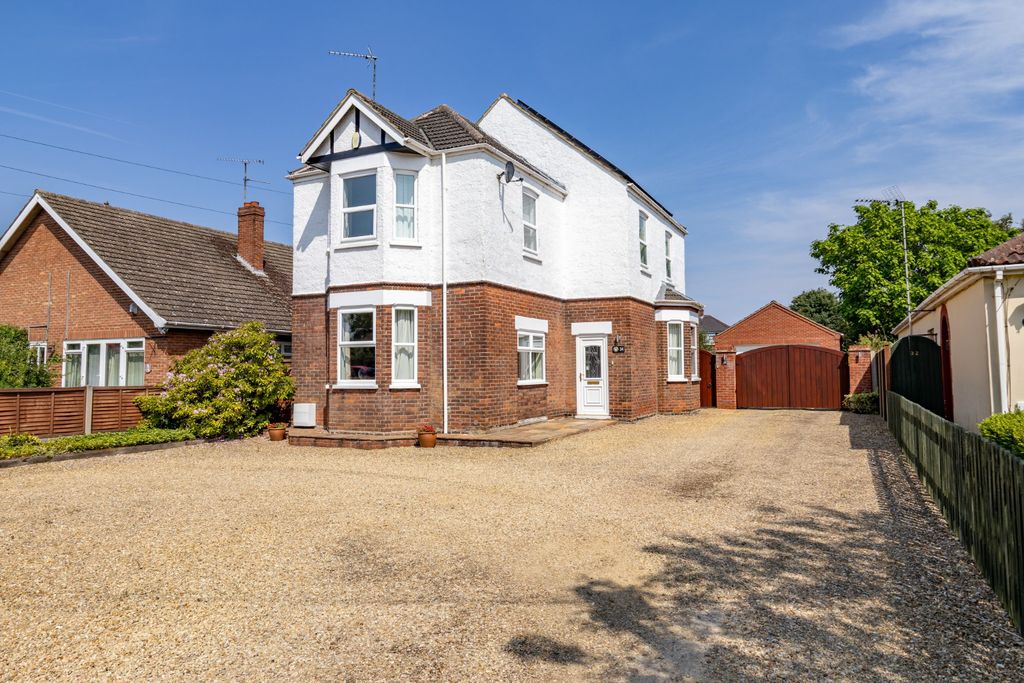 Property photo 1 of 36 4240494