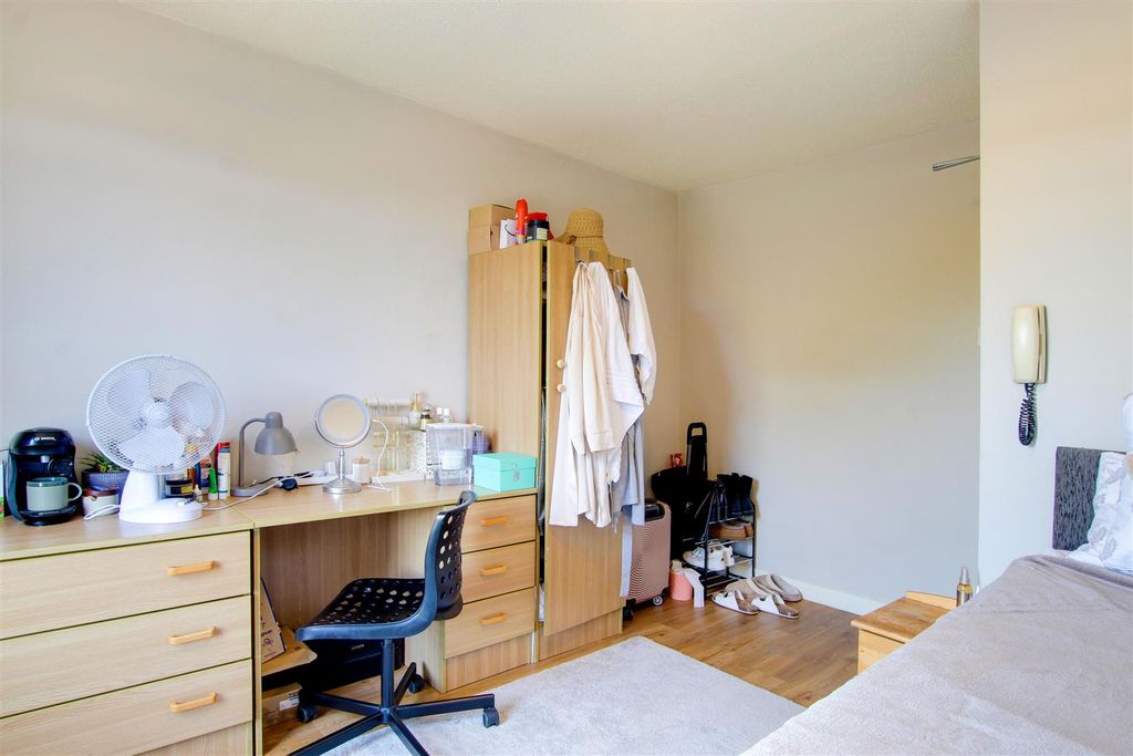 Property photo 3 of 8 Img_0794-Img_0796.Jpg