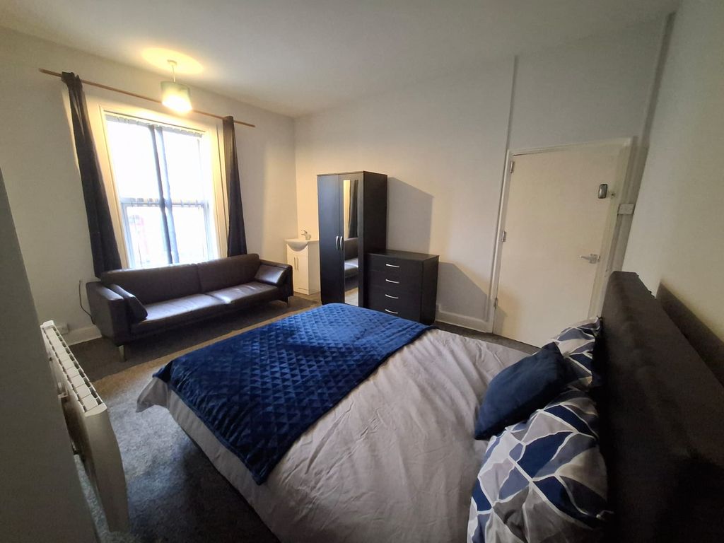 Property photo 3 of 6 Whatsapp Image 2025-11-11 At 11.12.04_827A41ce