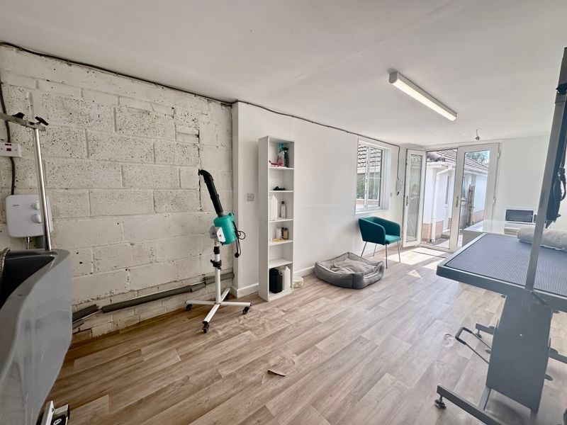 Property photo 3 of 9 Outbuilding