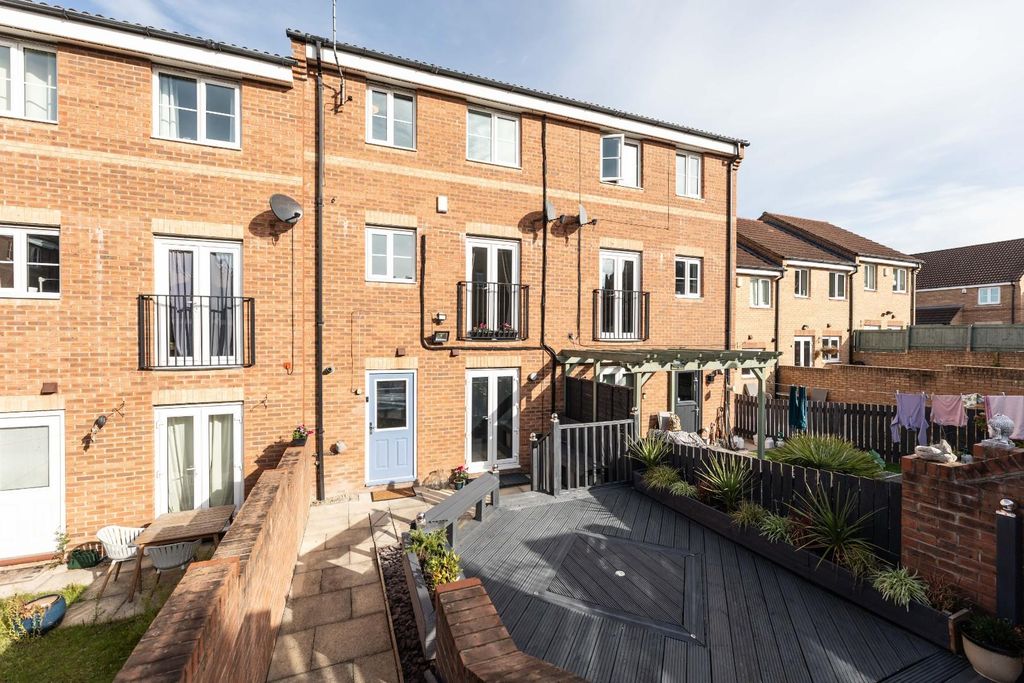 Property photo 1 of 19 5C5A6931.Jpg