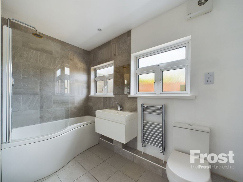 Property photo 3 of 9 Picture No. 05