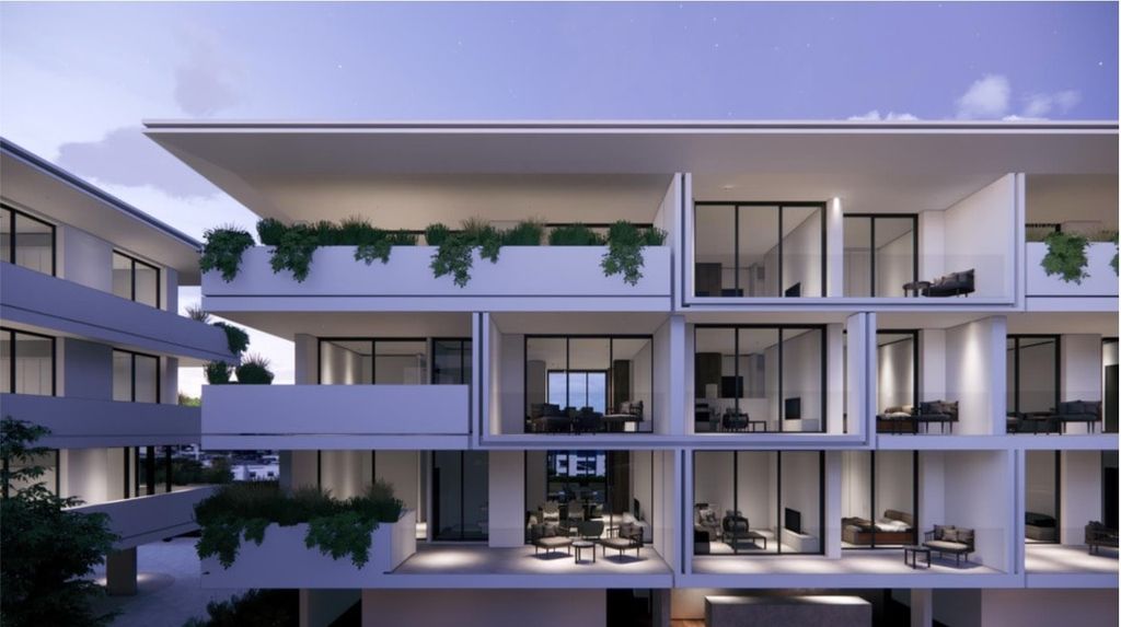 Property photo 2 of 20