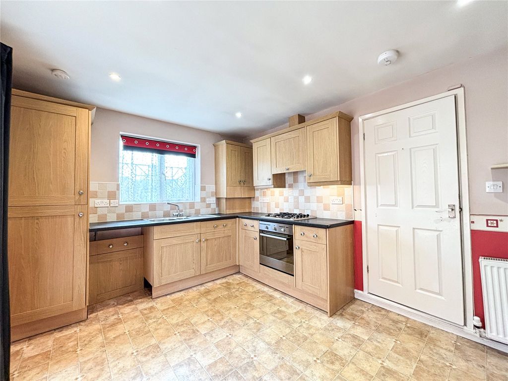Property photo 3 of 23 Picture No. 08