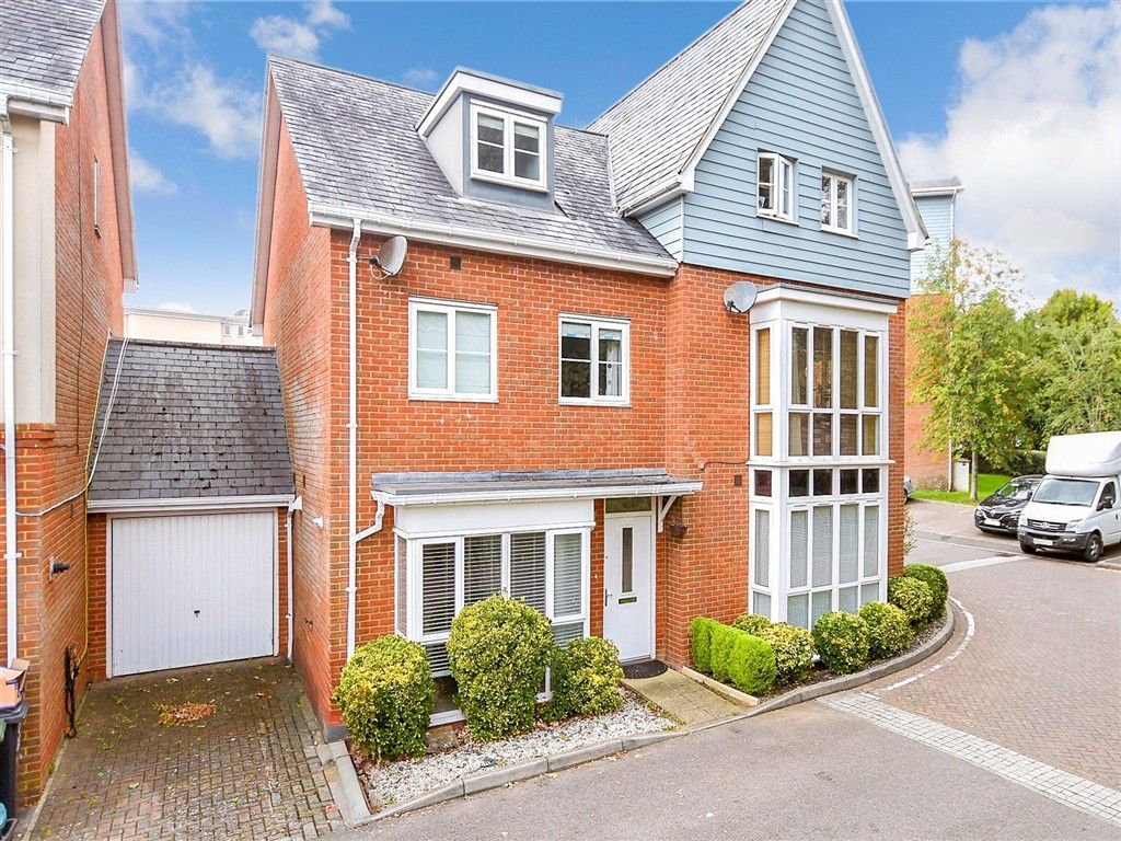 Property photo 2 of 14 External (Web)