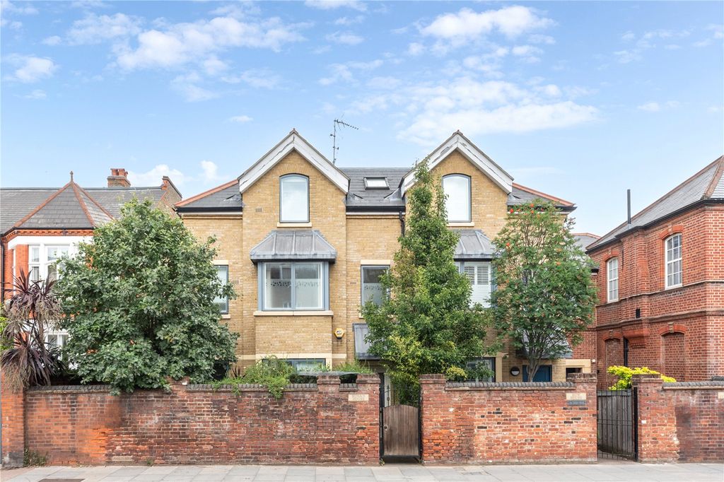 Property photo 2 of 13 Picture No. 26