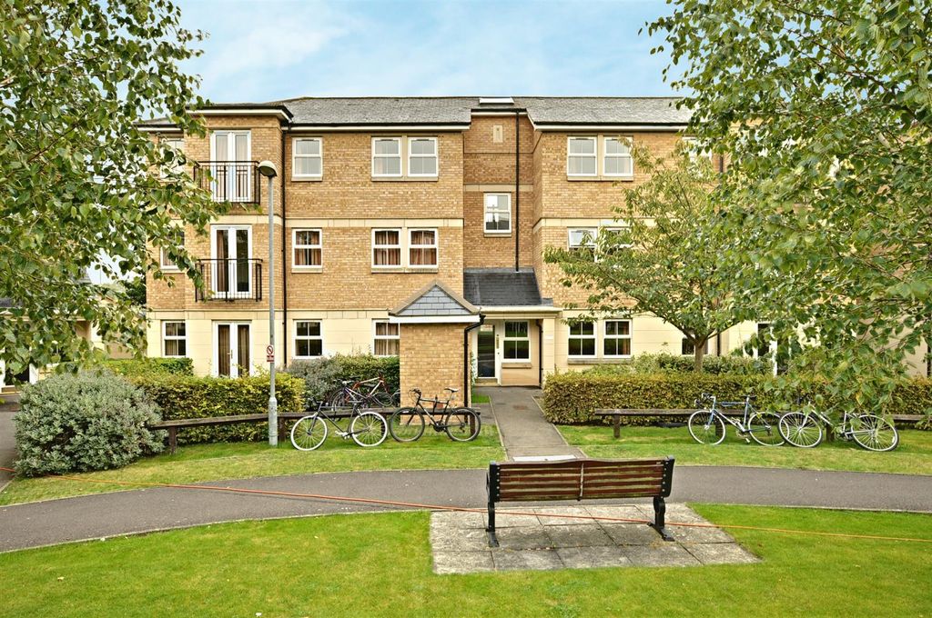 Property photo 1 of 6