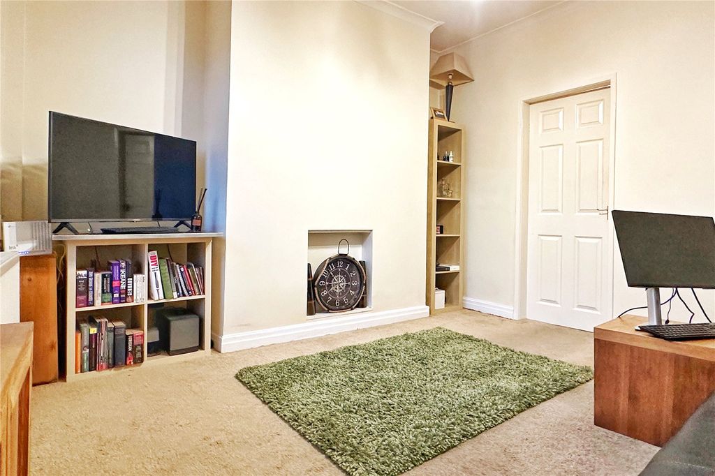 Property photo 2 of 15 Living Room