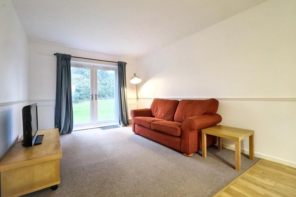 Property photo 2 of 31 Picture No. 02