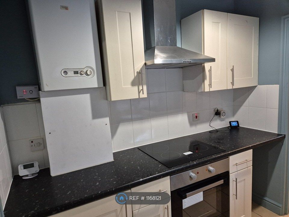 Property photo 3 of 12