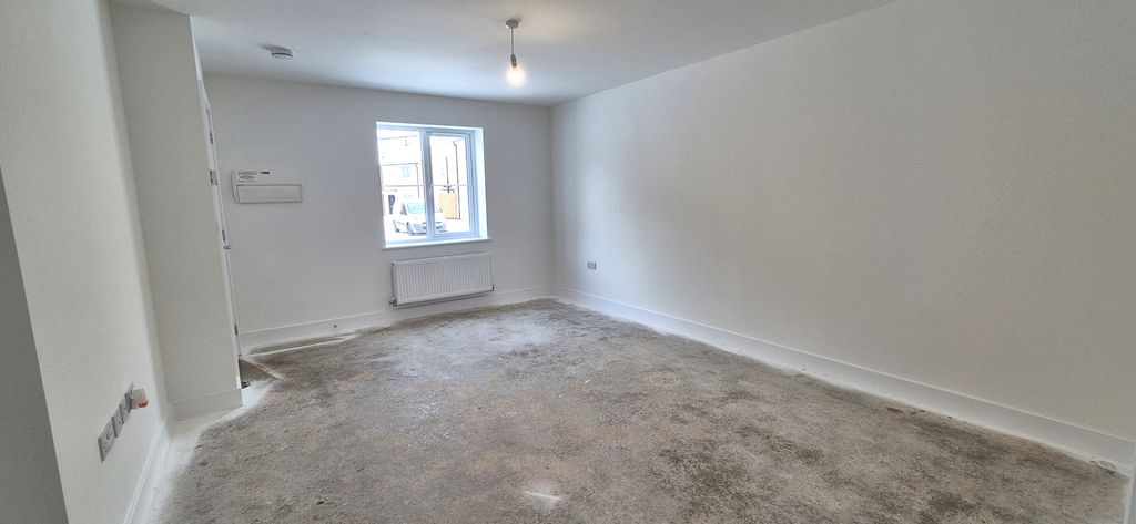 Property photo 2 of 7 Living Room